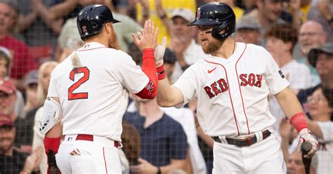Turner homers twice, including grand slam, to help Red Sox rout rival Yankees 15-5.